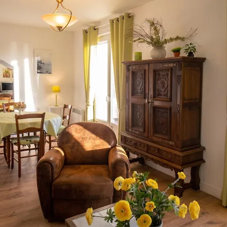 Casa vacanze Maison Charmante à Avec Jardin Et Vue *