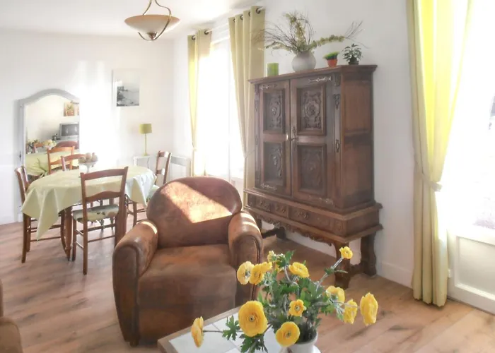 Maison Charmante A Avec Jardin Et Vue 度假居 *